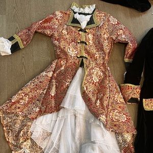 Family pirate costumes